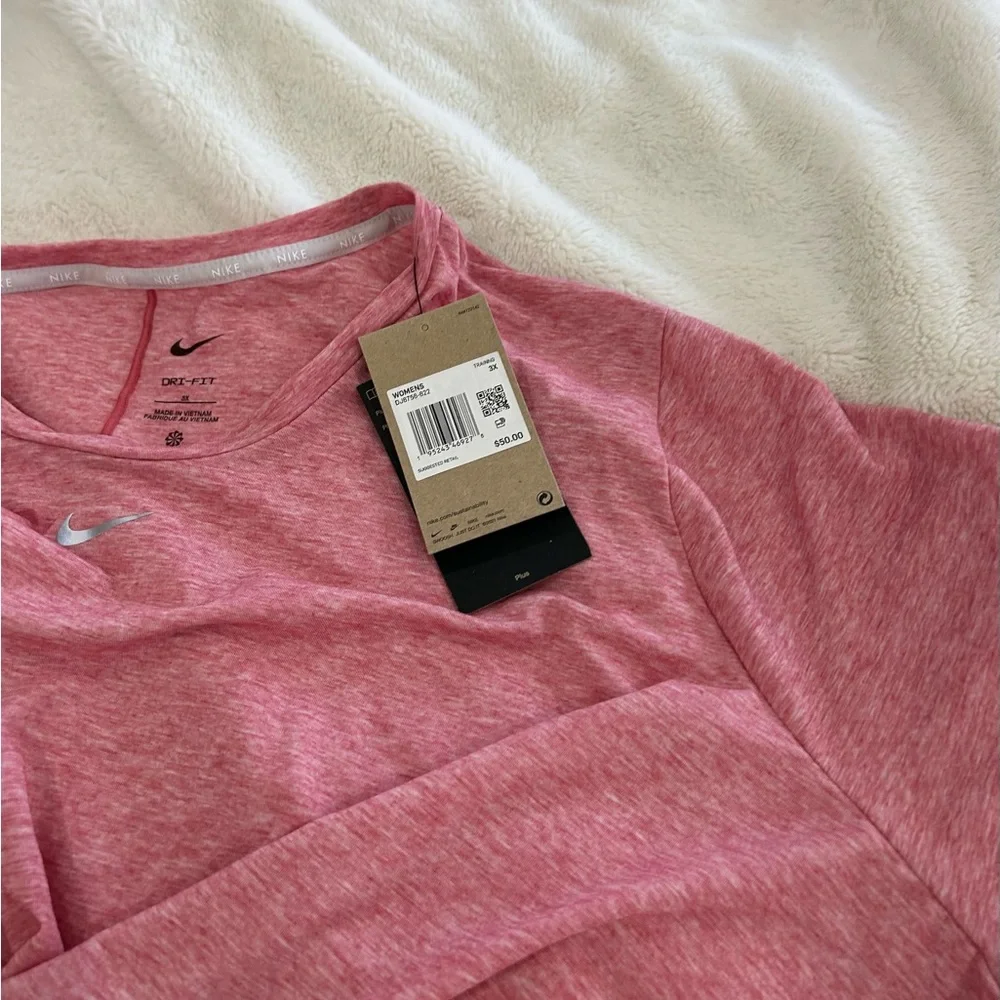 💰PRICE ⬇️ 
 NIKE • Woman’s Pink Plus Dri Fit Top • 3X - Picture 6 of 10